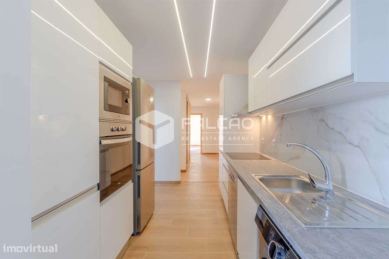 Apartamento T2 Venda em Santarém (Marvila), Santa Iria da Ribeira de S - Grande imagem: 1/27