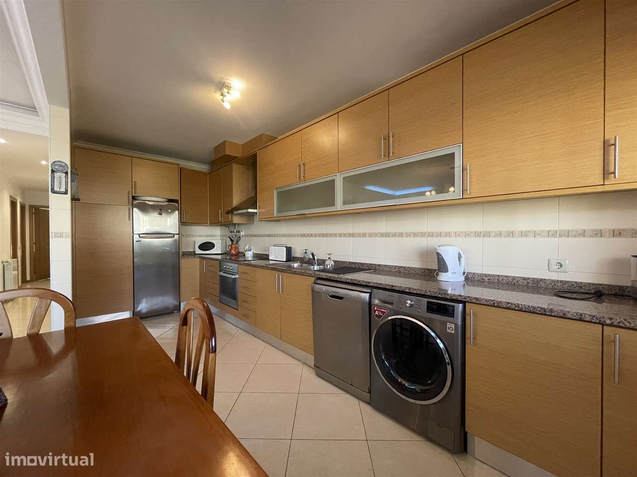 Apartamento T2 + 1 / Garagem  / Terraço / Vista  Mar / Nazaré / Leiria-6