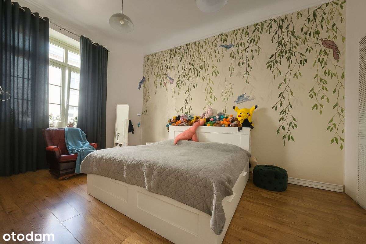 Kamienica pod Atlasami, winda, dworzec-3