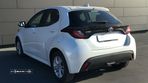 Toyota Yaris 1.0 VVT-i Comfort Plus - 2