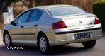 Peugeot 407 - 8