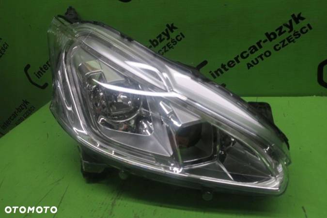 PEUGEOT 208 GTi REFLEKTOR PRAWY LED 2013 2014 2015 2016- - 2