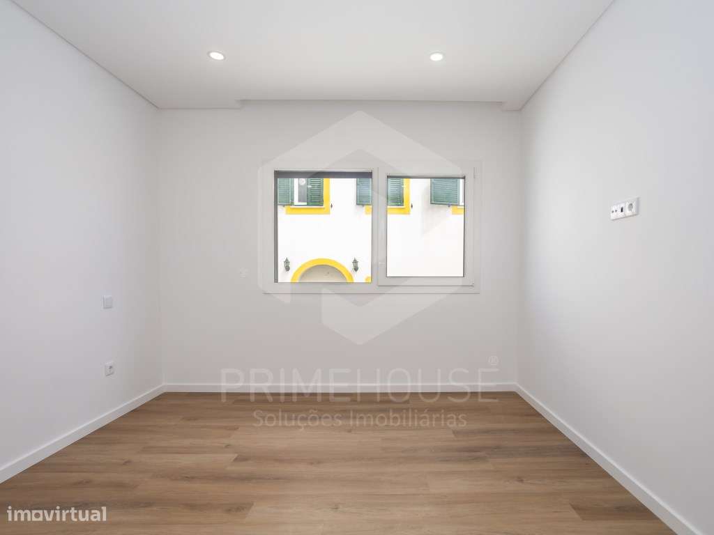 Moradia com 3 suites, garagem e piscina na Av. de Negreiros - Quint...-27