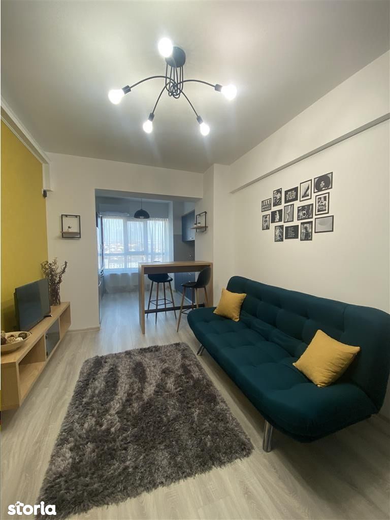 Inchiriez apartament 2 camere, open space, zona Rondul Vechi