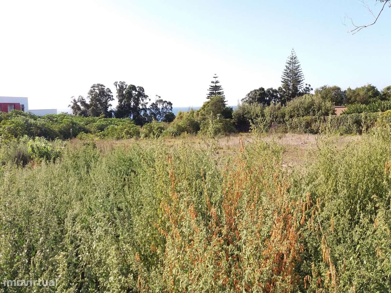 Terreno em zona urbana em Ponta Delgada - Grande imagem: 4/17