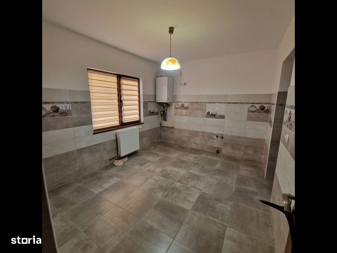 Vindem proprietate in orasul Frasin, Bucsoaia - Bucovina-5