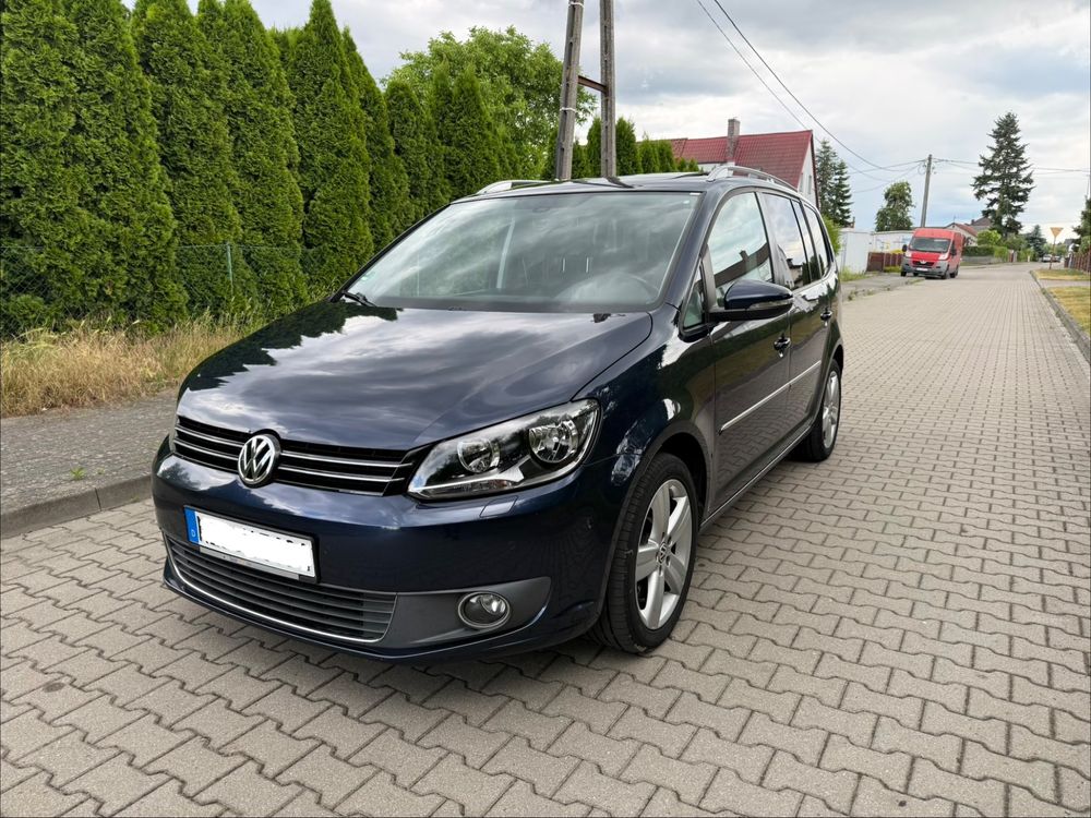 Volkswagen Touran II 2.0 TDI DPF DSG Highline 2011