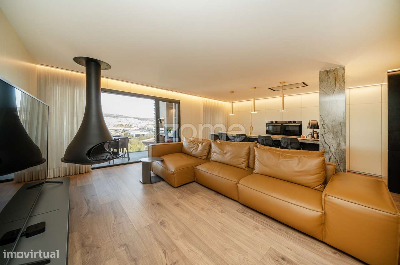 Apartamento T3 exclusivo no Edifício Bom Jesus em Tenões, Braga - Grande imagem: 1/41