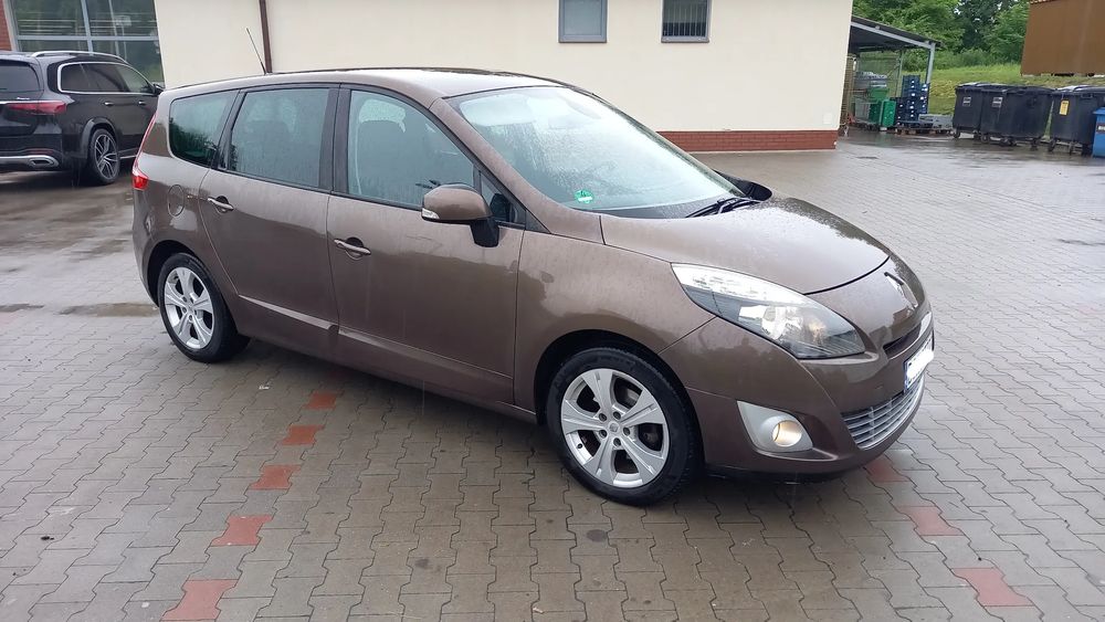 Renault Grand Scenic III 2010