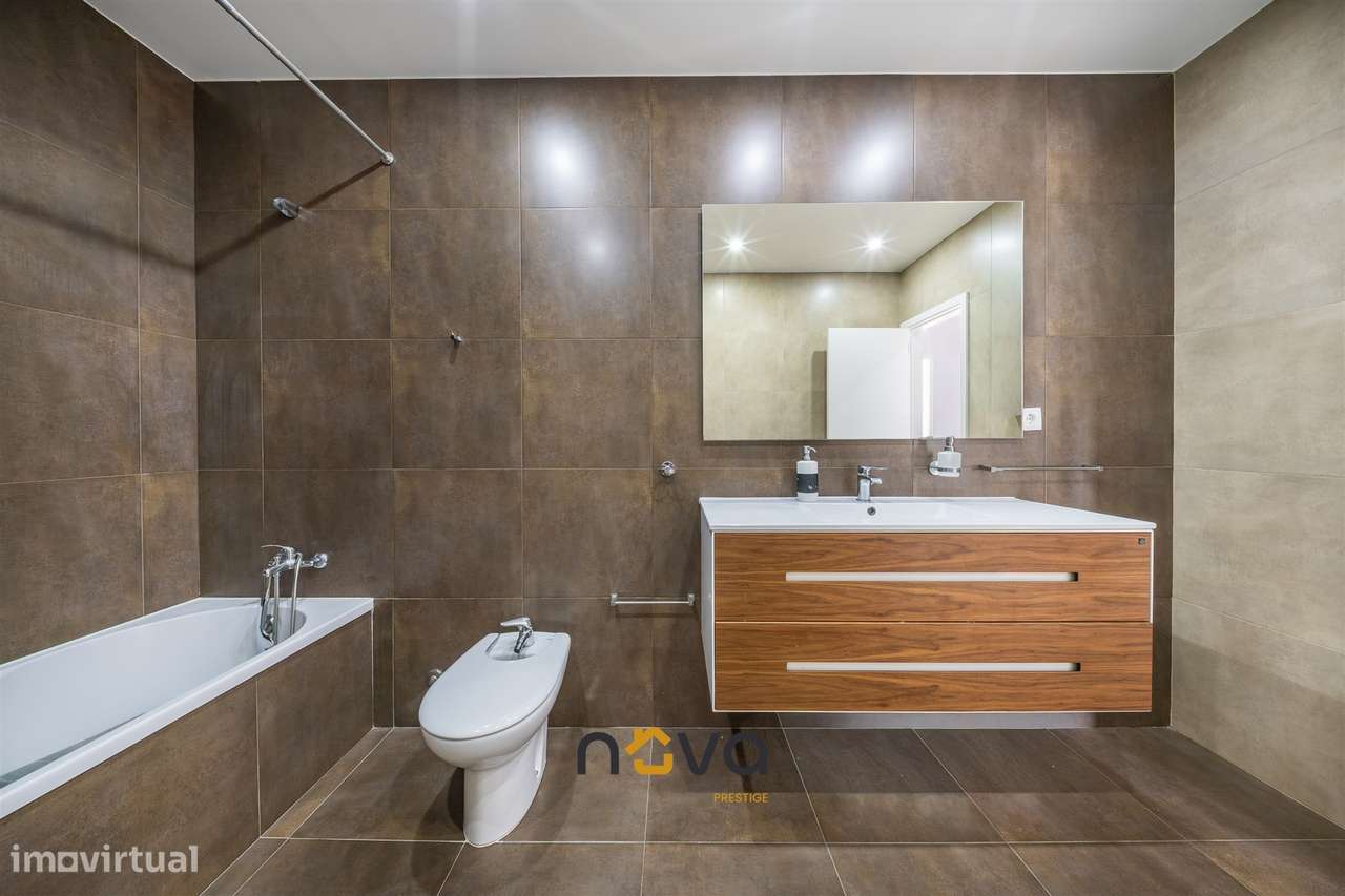 Moradia Geminada T3 em Palmeira de Faro, Esposende-22