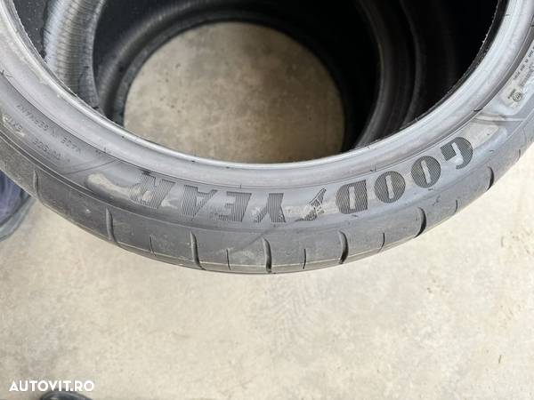 vând 2 anvelope 275/35/20 goodyear de vară cu runflat ca noi - 6