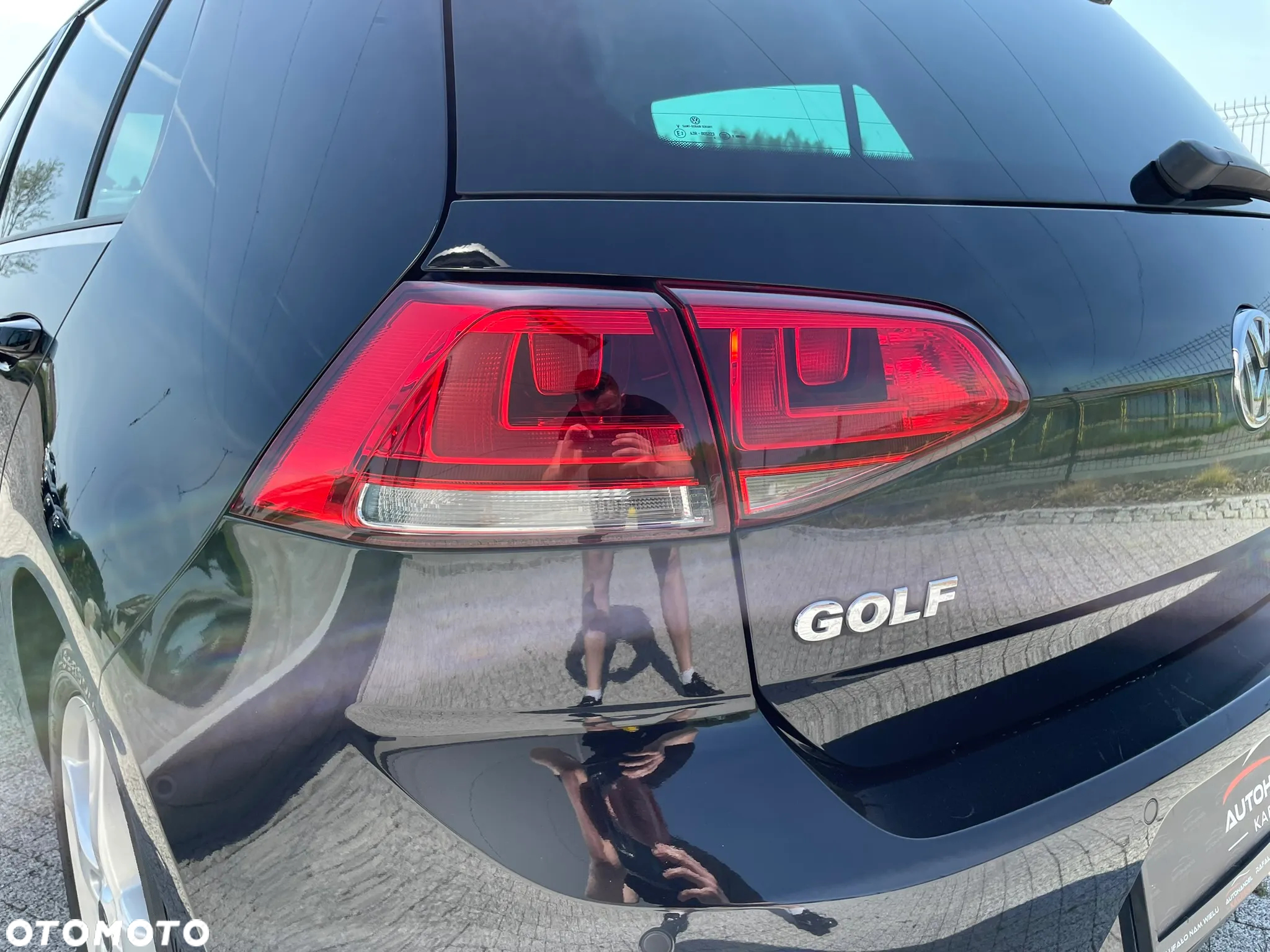 Volkswagen Golf - 10