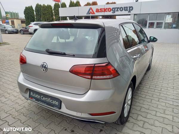 Volkswagen Golf 1.6 TDI Comfortline - 8