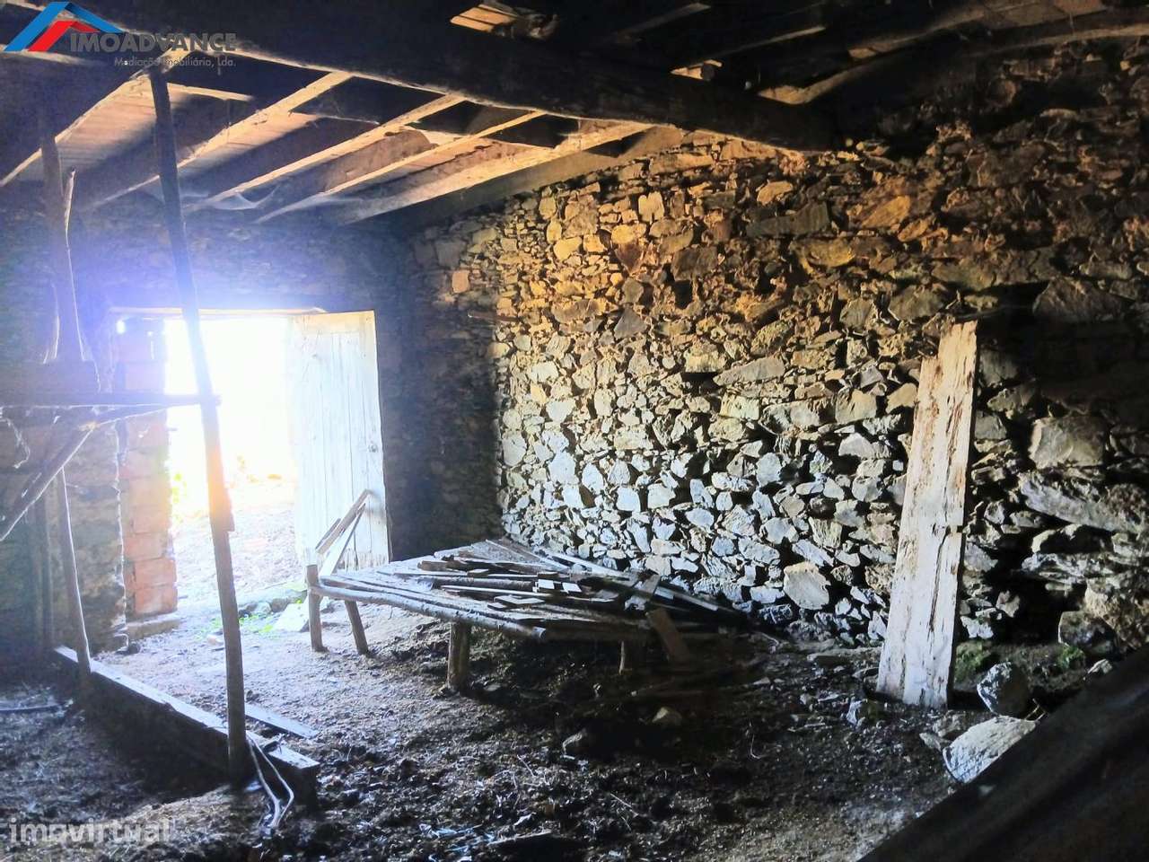 Casa para Recuperar com Terreno e Lagar em Lorvão, Penacova, Coimbra-38