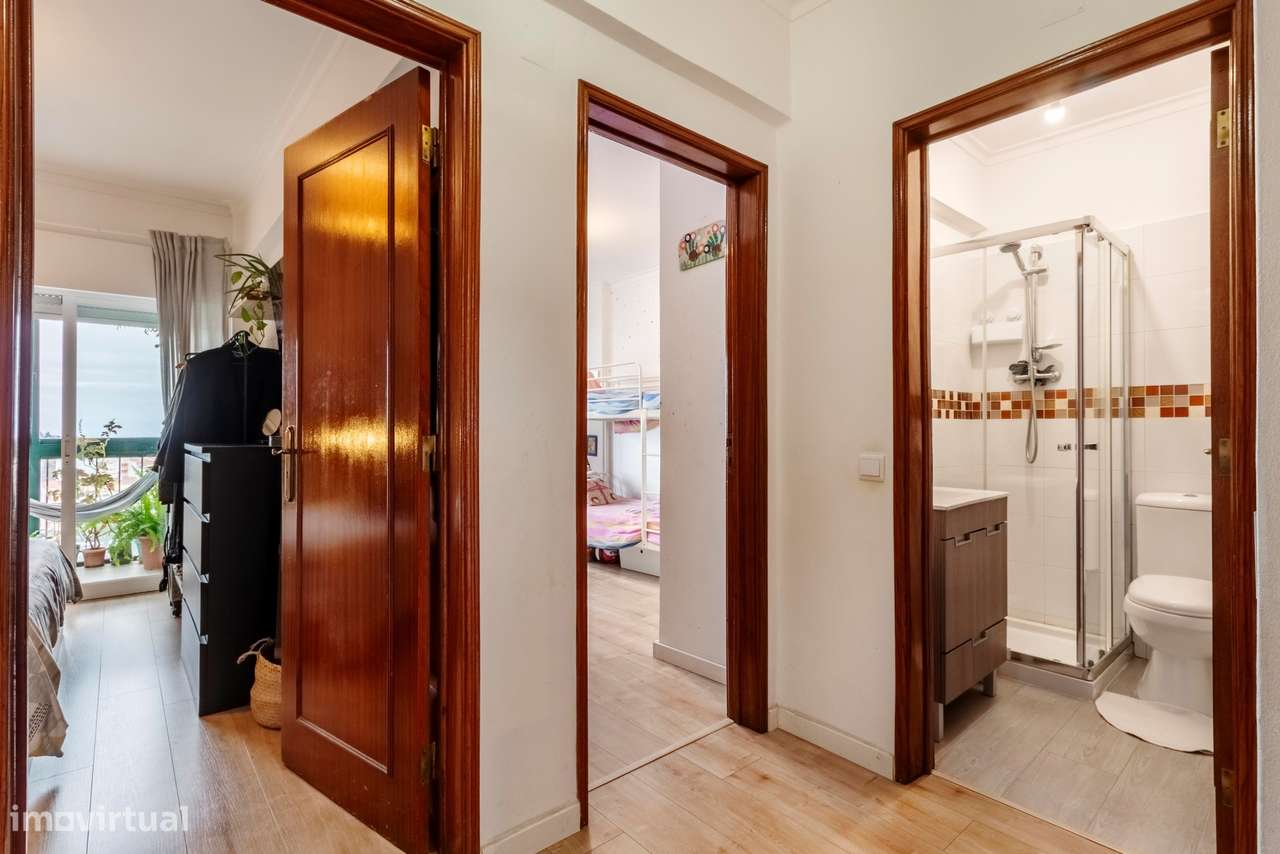 Apartamento T2 c/ 2 Wcs Totalmente Remodelado na Rinchoa, Sintra-21