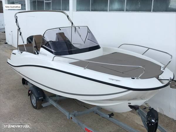 Quicksilver Activ 605 Sundeck - 9