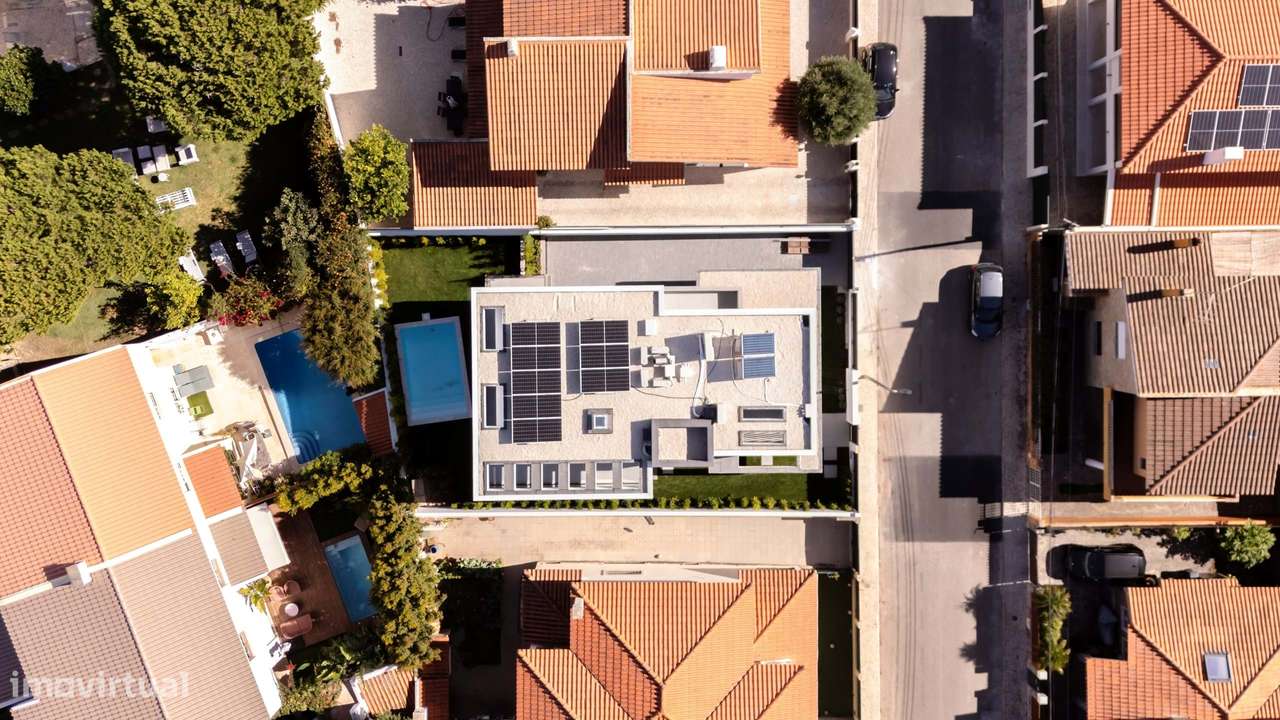 PARA VENDA: Moradia T4 Isolada com Jardim e Piscina na Aldeia de Juzo,-32