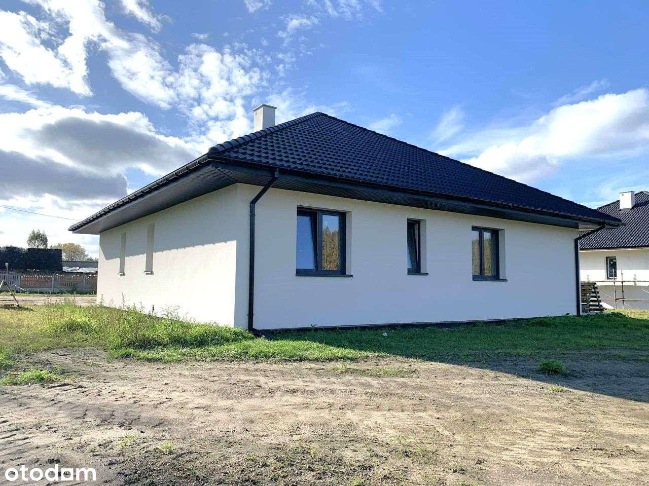 Funkcjonalny i przestronny dom na sprzedaż Słodków - Pełny obrazek: 5/17