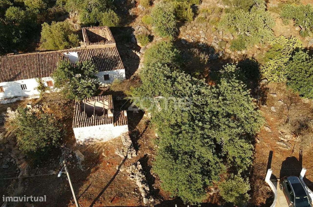 Moradia em Messines de Cima inserida em lote de 2.560m2. - Grande imagem: 5/32