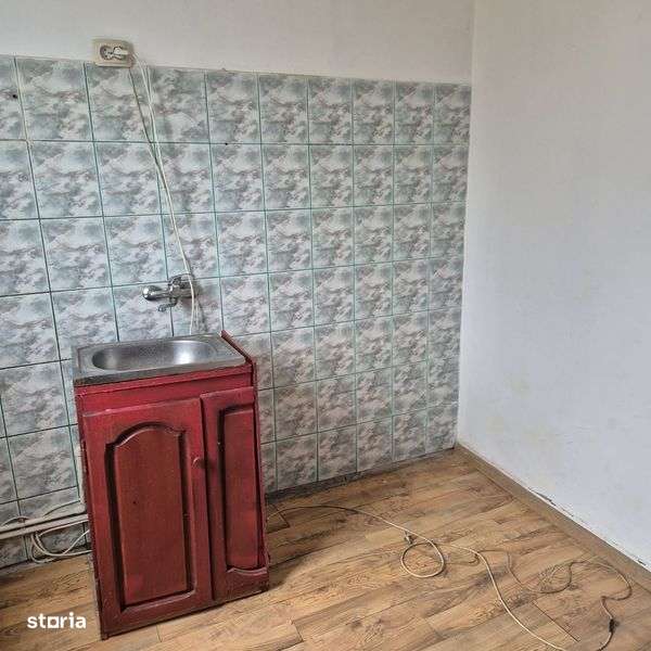 Vand ap 1 cam pozitie centrala Targu Neamt - Imagine principală: 4/5