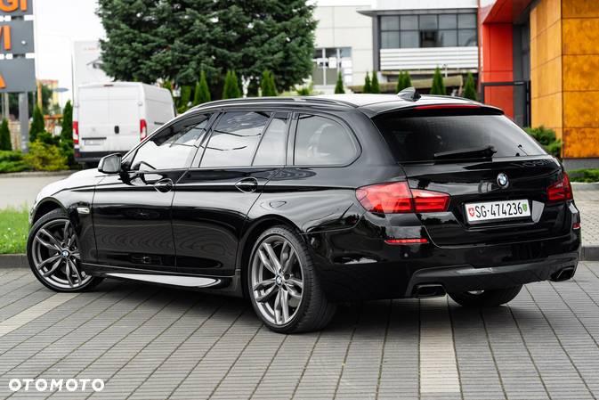 BMW Seria 5 M550d xDrive Touring Sport-Aut - 15