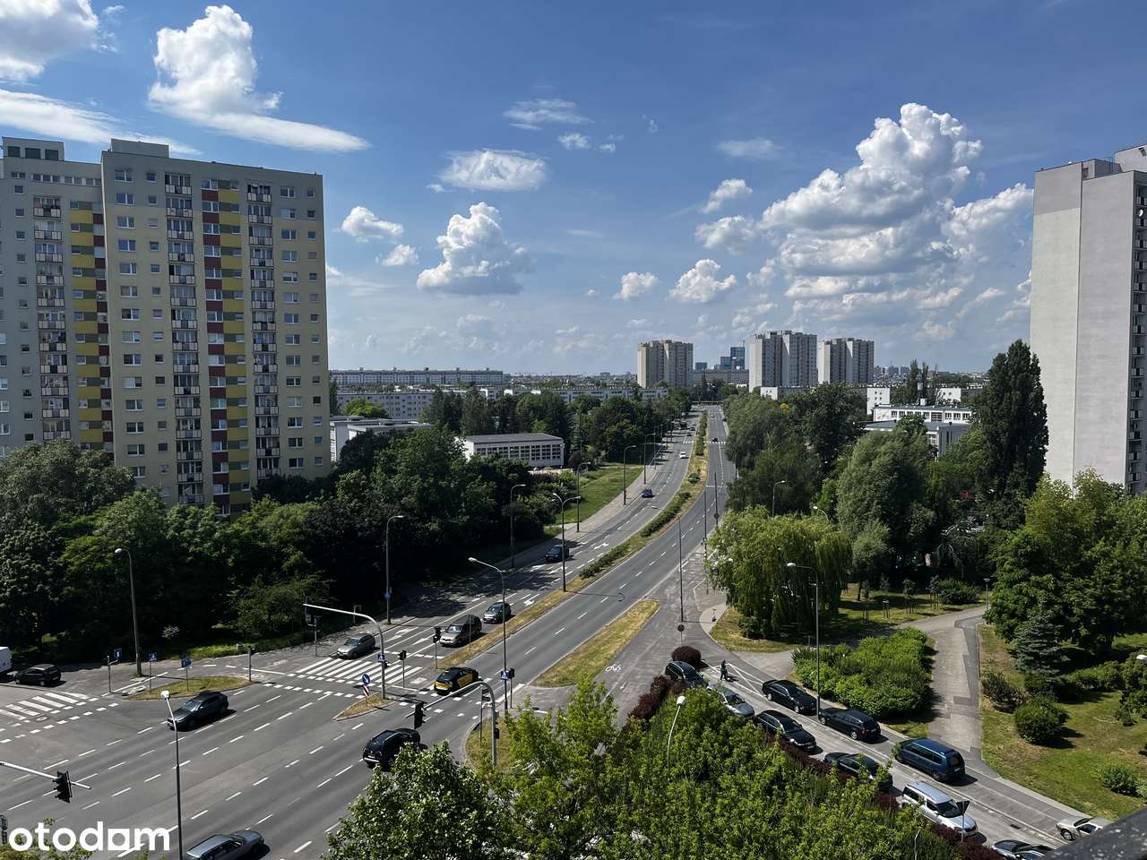 Duże dwa pokoje na os. Oświecenia, balkon, piwnica, winda - Pełny obrazek: 5/11