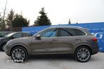 Porsche Cayenne S - 9