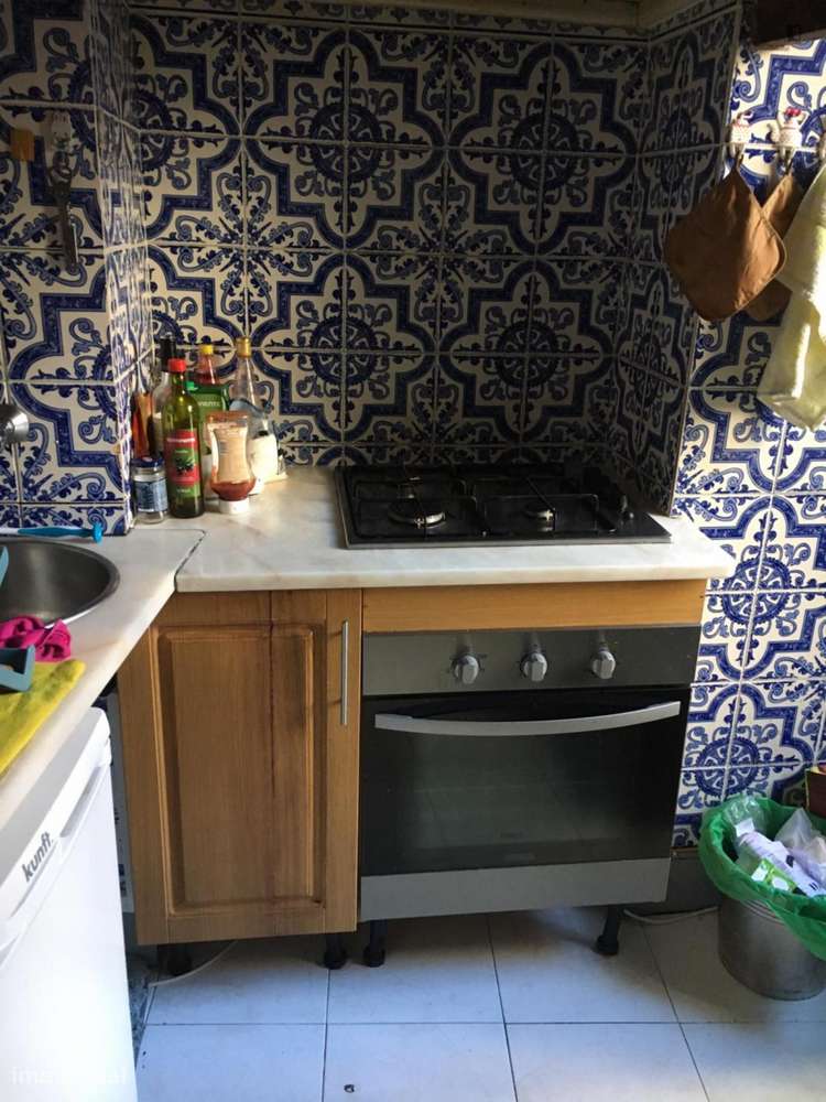 Quarto - localizado em Baixa Coimbra - Grande imagem: 5/12