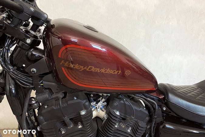 Harley-Davidson Sportster Iron 1200 - 6