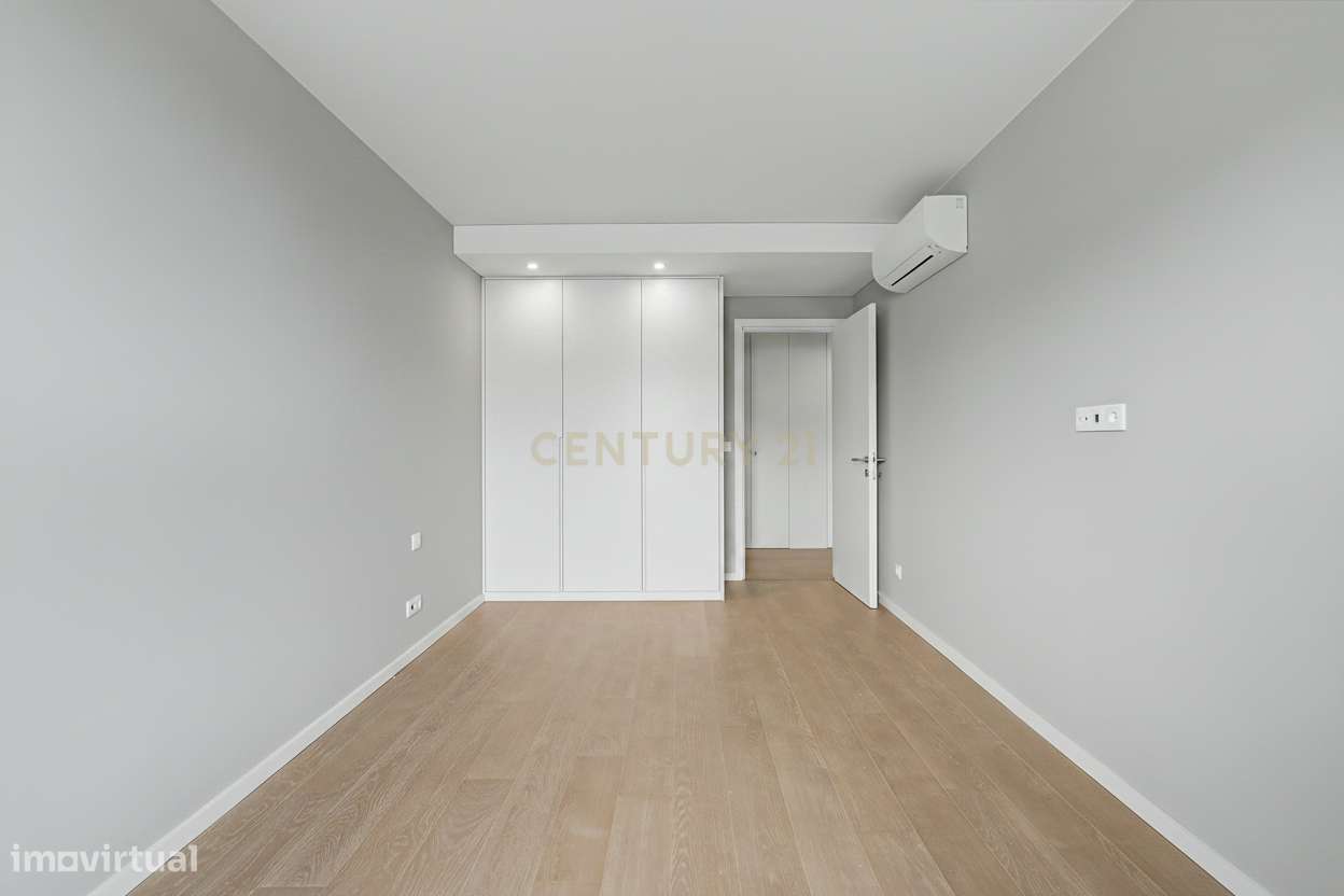 Apartamento T4 Exclusivo em Primeira Linha de Mar | Canidelo-15