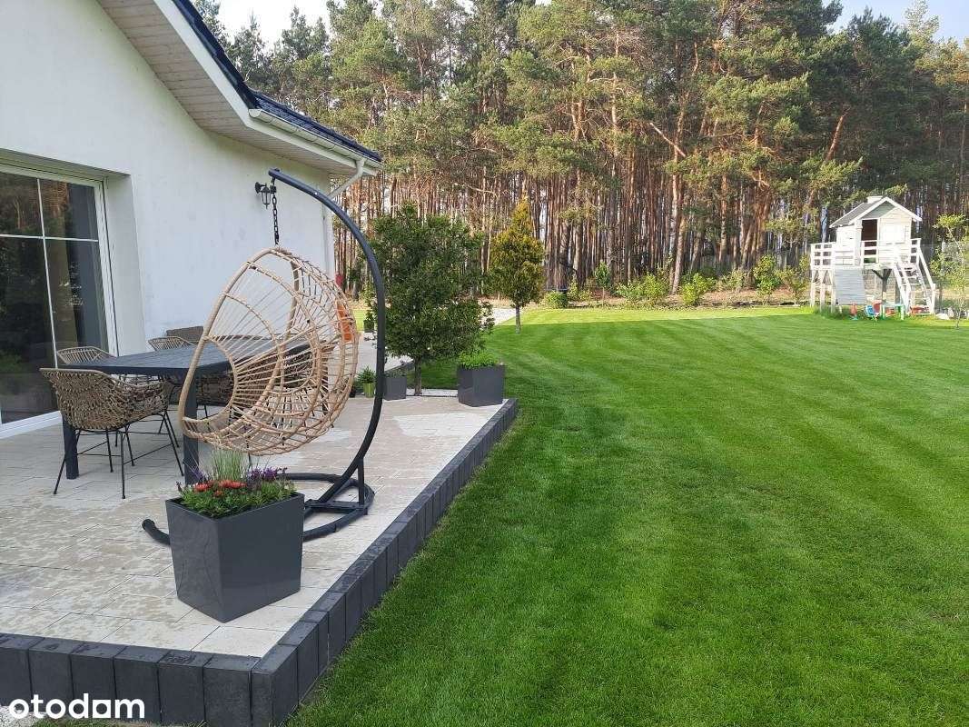 Nowoczesna rezydencja z własnym lasem -Lisiec Mały-9