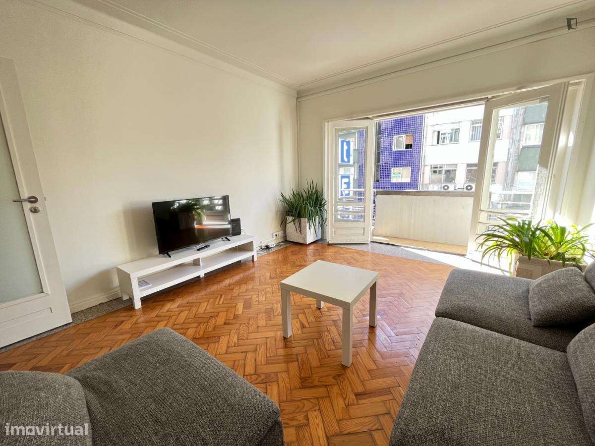 Quarto - localizado em Cedofeita Porto - Grande imagem: 4/32