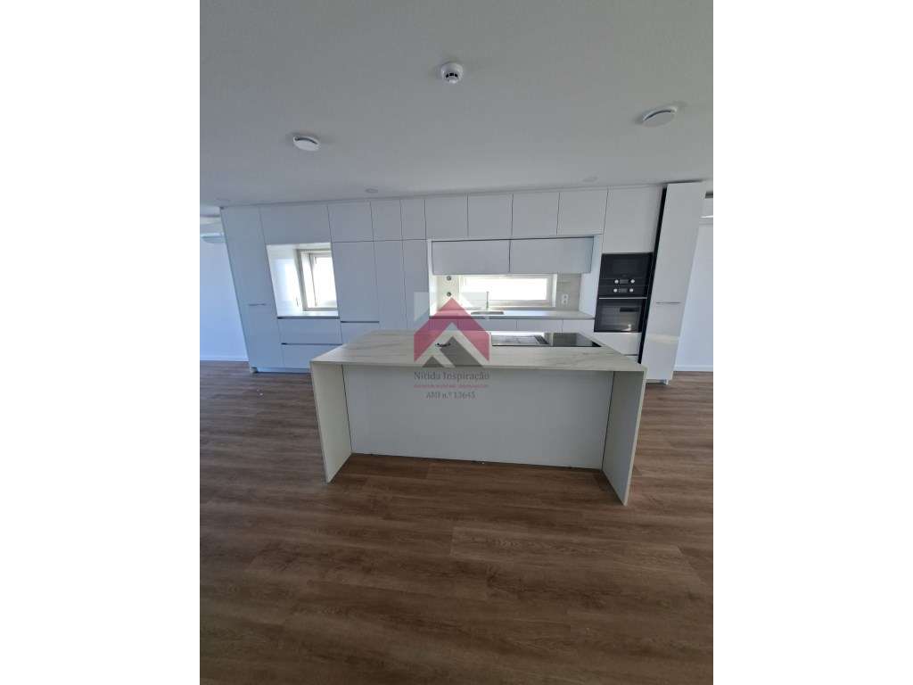 Apartamento T3+1 Duplex Novo - Primeira Linha de Mar | Costa Nova - Grande imagem: 2/51