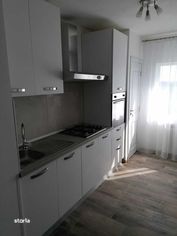 Inchiriez apartament cu 2 camere decomandat