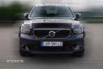 Volvo XC 40 B3 Plus Dark - 2