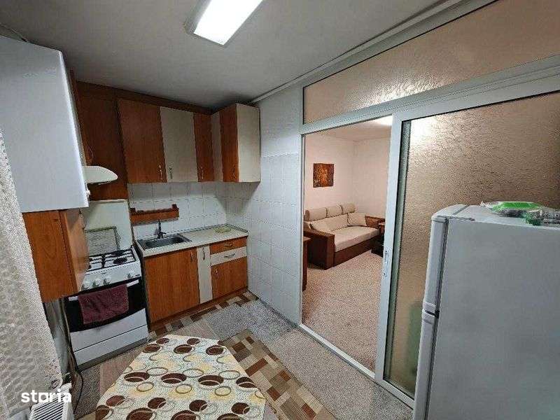 Inchiriem Garsoniera Mobilata, 24 Mp, Semidecomandata, Tractorul - Imagine principală: 4/8