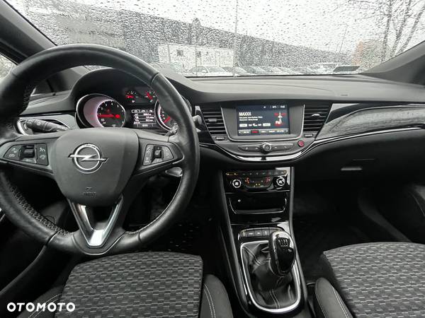 Opel Astra V 1.4 T GPF Dynamic S&S - 12