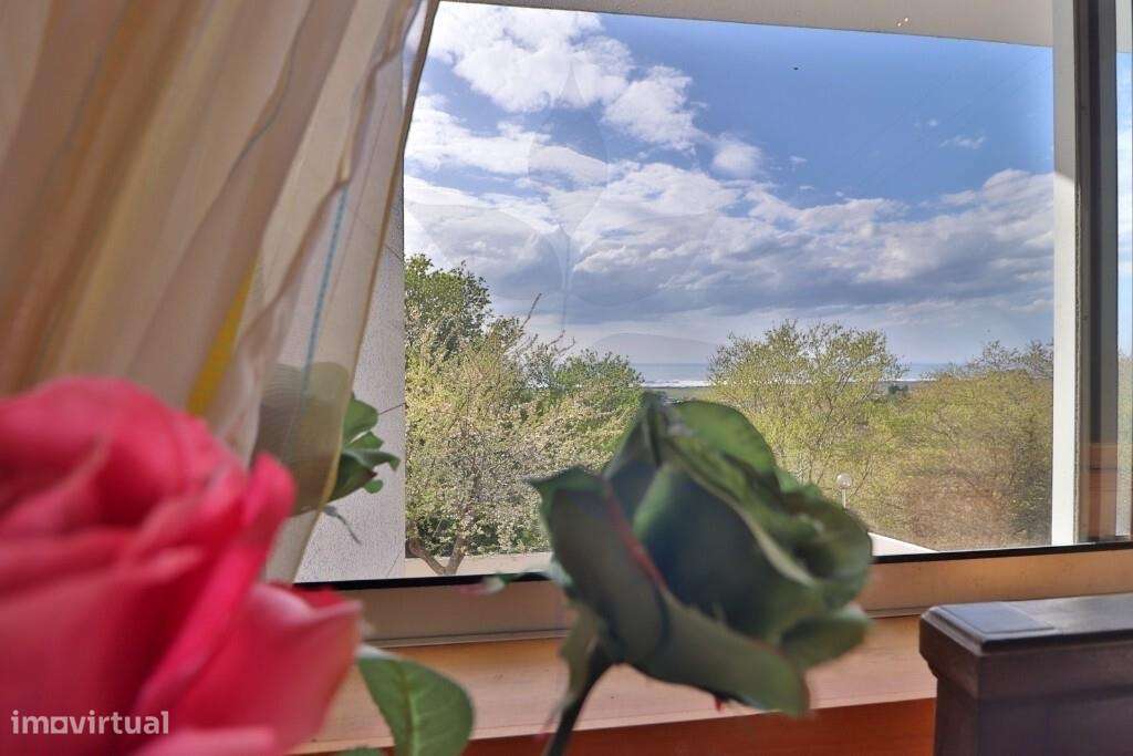 Moradia T4+Escritório na Areosa, junto à praia-23