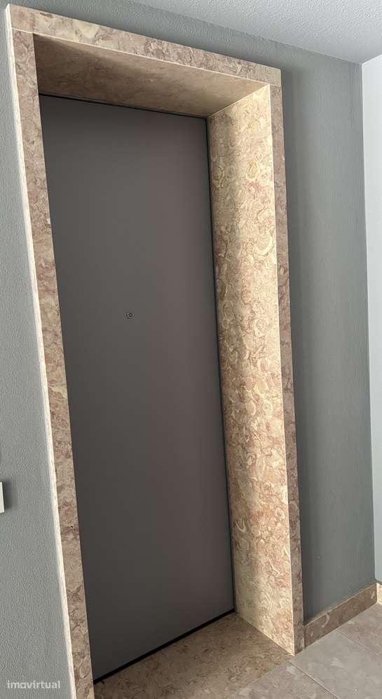 Exclusivo T4 no Prata Riverside Village-1