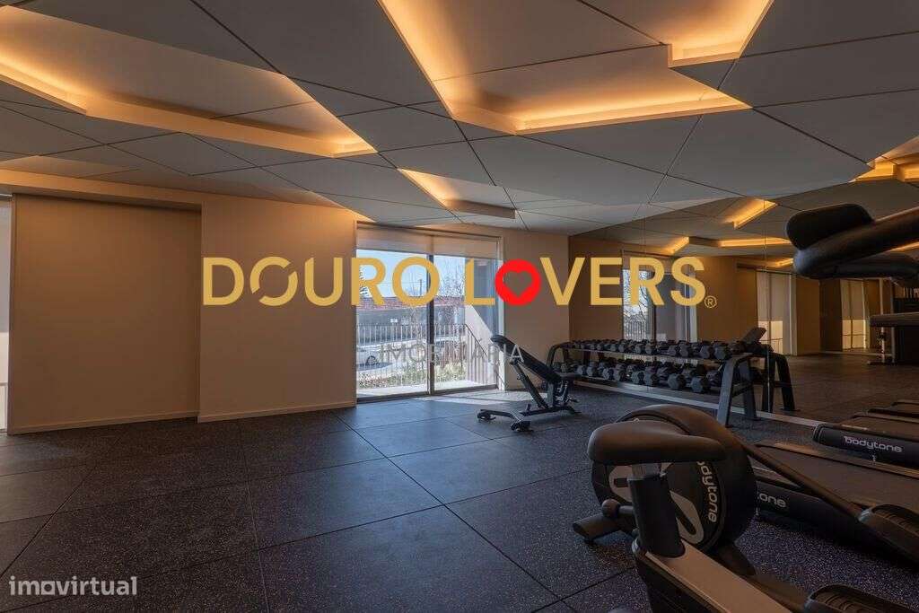 APARTAMENTO T4 | VARANDA | JARDINS D'ARRÁBIDA-25