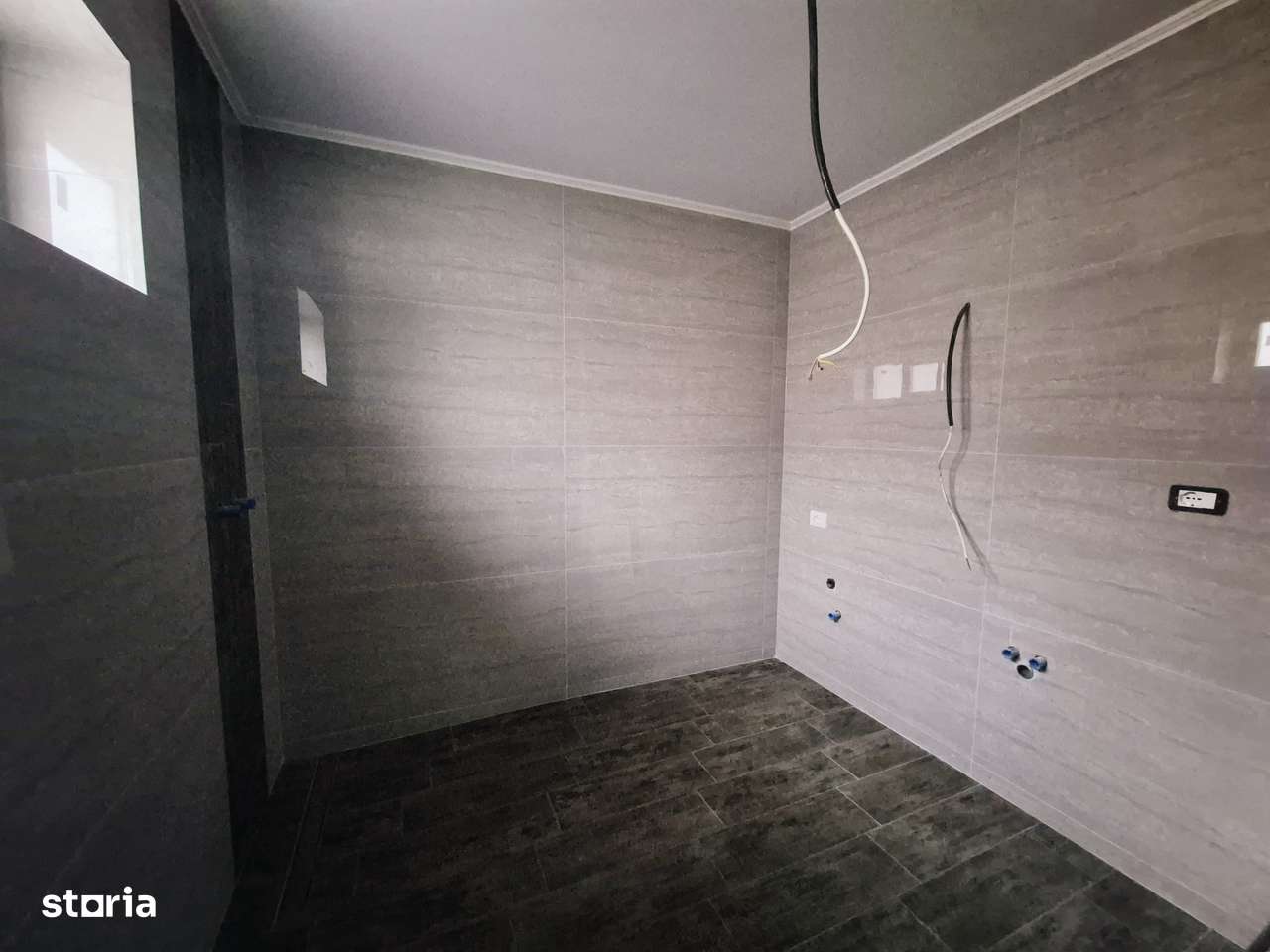 Casă modernă, nou construită, Dumbrava Roșie-9