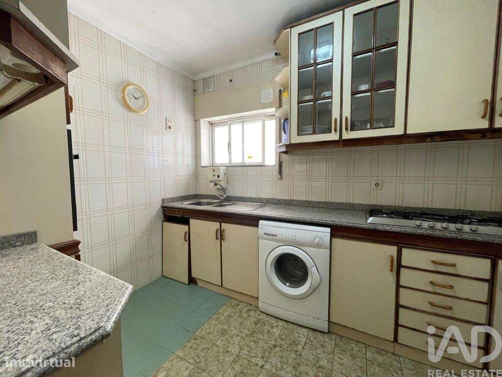 Apartamento T3 em Barcelos, Vila Boa e Vila Frescainha (São Martinho e - Grande imagem: 4/23