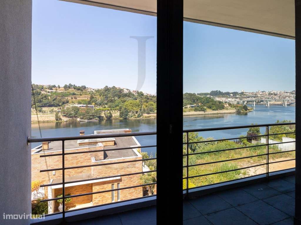 Moradia T4+T2 R/C Independente Gondomar - Possibilidade Permuta-9