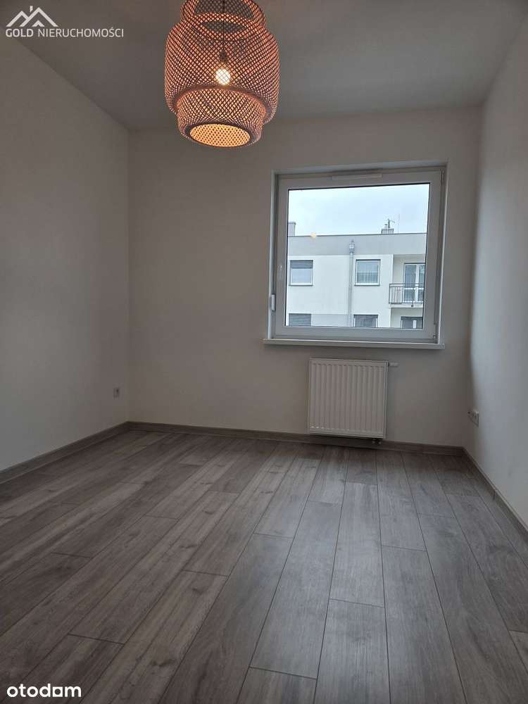 Mieszkanie dwupokojowe z balkonem i miejscem posto-6