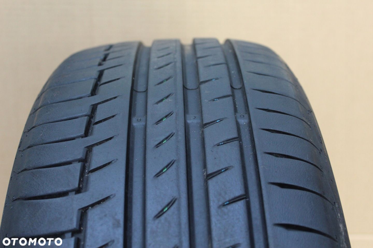 1x 225/60/18 CONTI PREMIUM CONTACT 6 104V XL 19r - 1