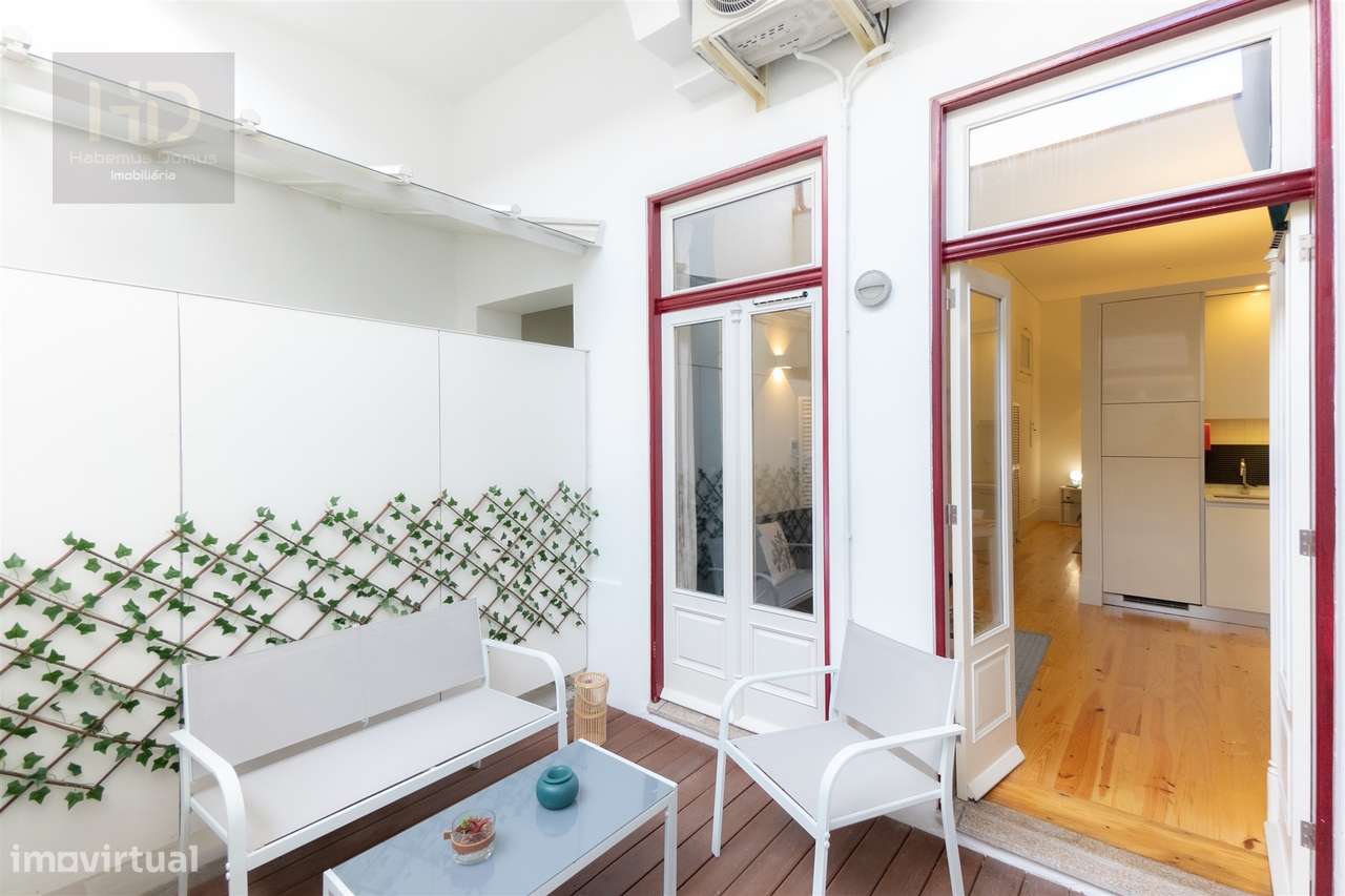 Apartamento T1  com 61m2 e Terraço Privativo próximo do metro no Porto-14