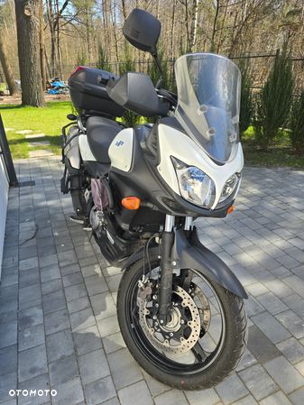 Suzuki V-STROM - 1