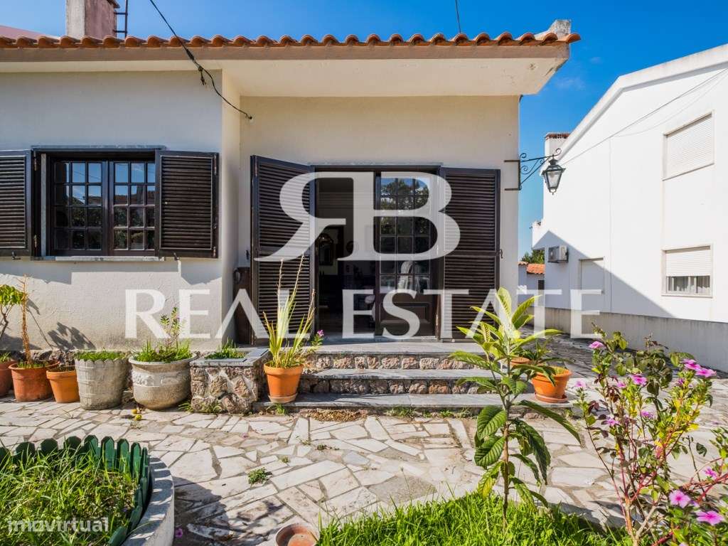 CASA T5 + JARDIM +VISTA + ADEGA + GARAGEM |ANEXO - V.N.AZEITÃO-32