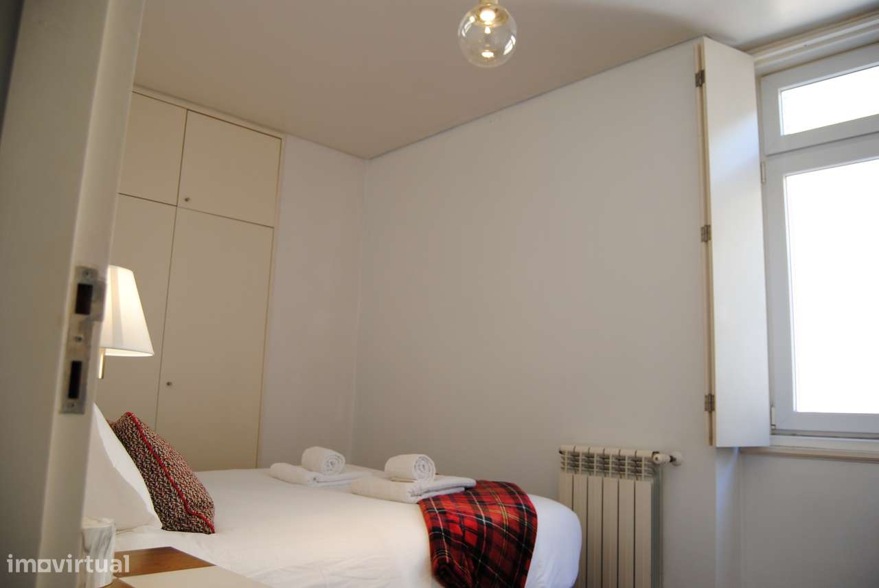 Apartamento em palácio reabilitado no coração do Chiado-11