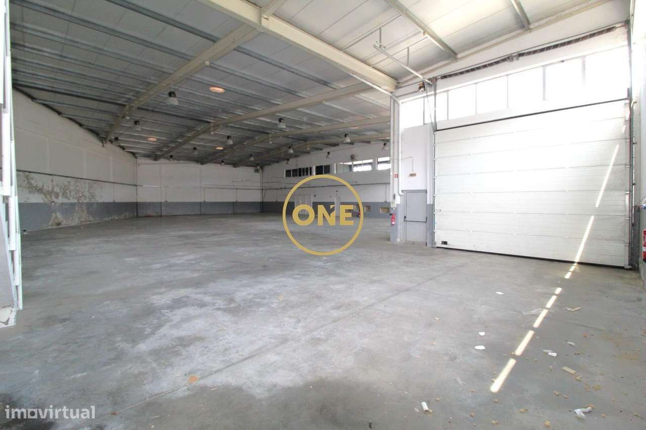 Armazém na Trofa - Grande imagem: 4/12